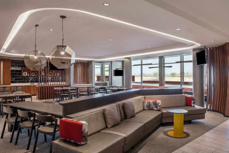 PG PHEONIX WEST DST - Lobby 2