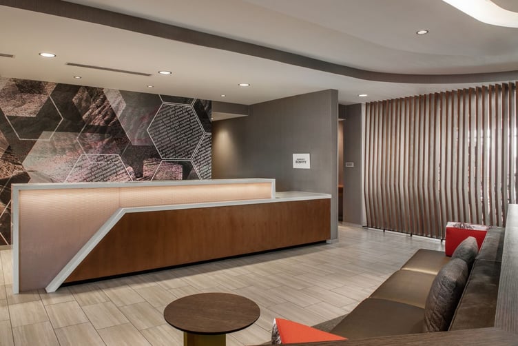 PG PHEONIX WEST DST - Lobby